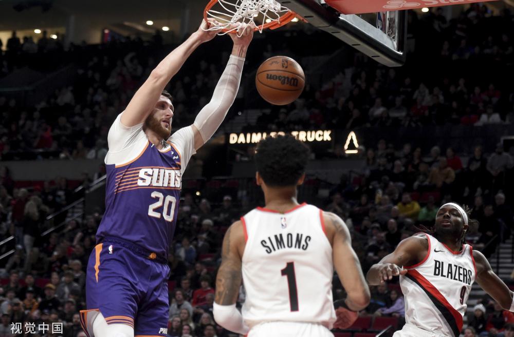 他曾在多场 他曾在多场