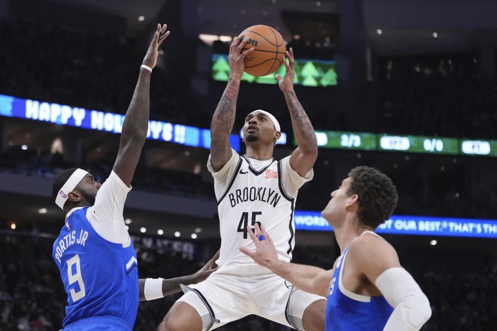 他在关键时 他在关键时